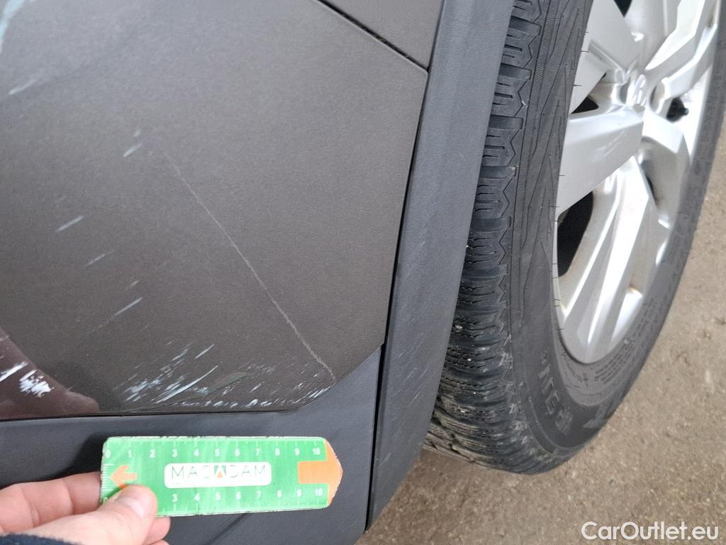  Peugeot  5008  Active Pack 1.5 HDi 130CV BVA8 7 Sieges E6d #21