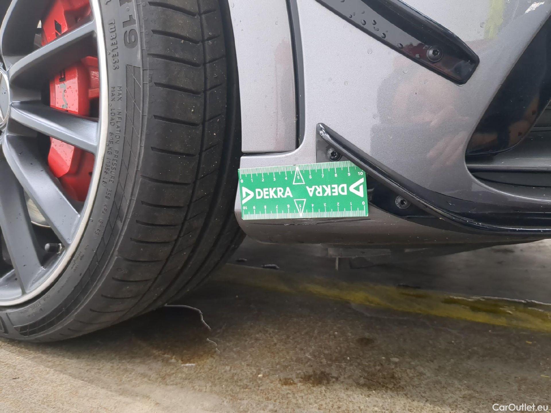  Mercedes  A-Klasse MERCEDES-BENZ Classe A Compact / 2018 / 5P / Berline Mercedes-AMG A 35 4Matic #2