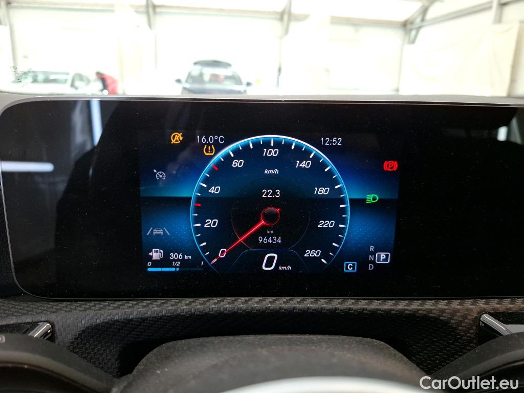  Mercedes  A-Klasse MERCEDES-BENZ Classe A Compact / 2018 / 5P / Berline A 180 Business Line 7G-DCT #1