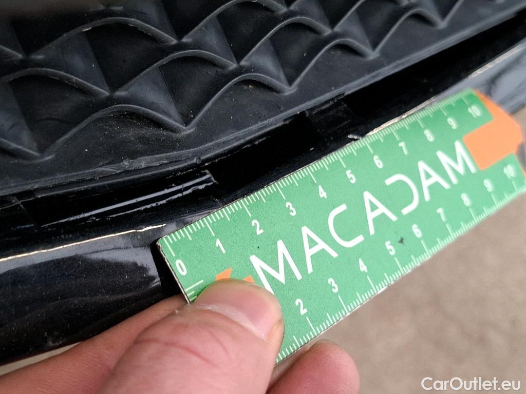  Mercedes  A-Klasse MERCEDES-BENZ Classe A Compact / 2018 / 5P / Berline A 180 Business Line 7G-DCT #4