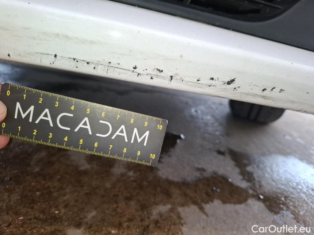  Peugeot  208  Affaire Premium 1.6 HDi 75CV BVM5 E6 #10