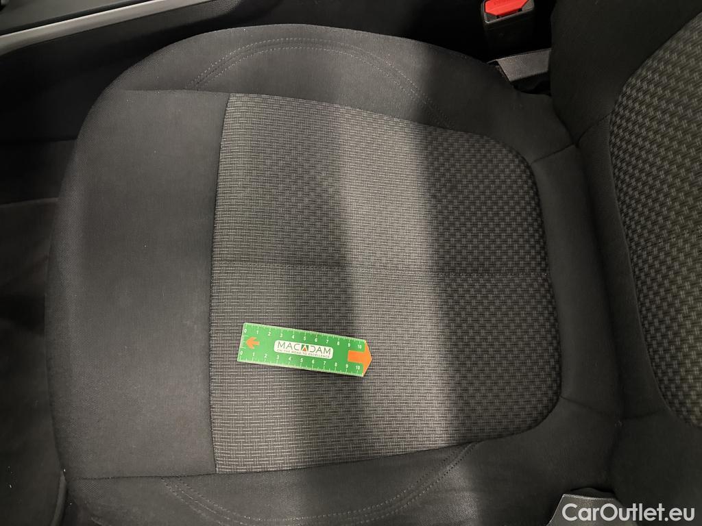  Bmw  Serie 1 BMW Série 1  2019  5P  Berline 116i Business Design #21