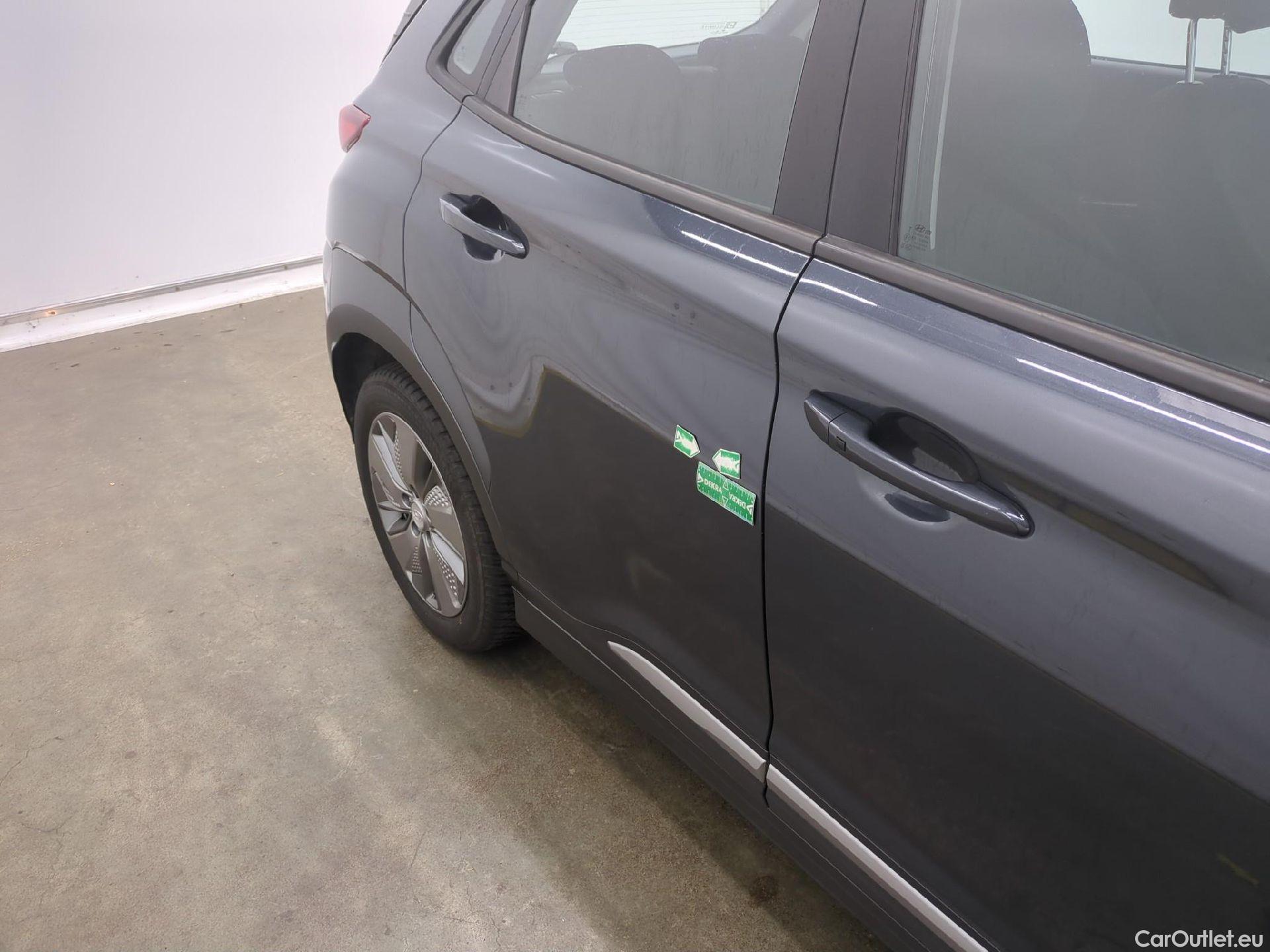  Hyundai  Konna HYUNDAI Kona / 2017 / 5P / SUV ELECTRIQUE 64 kWh 204 ch Intuitive #10