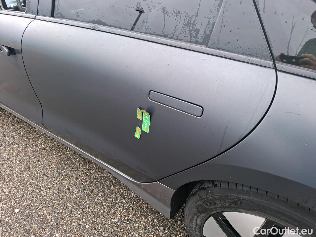  Hyundai   Ioniq HYUNDAI 6 / 2022 / 4P / Berline BEV 77kWh 229ch Executive #13