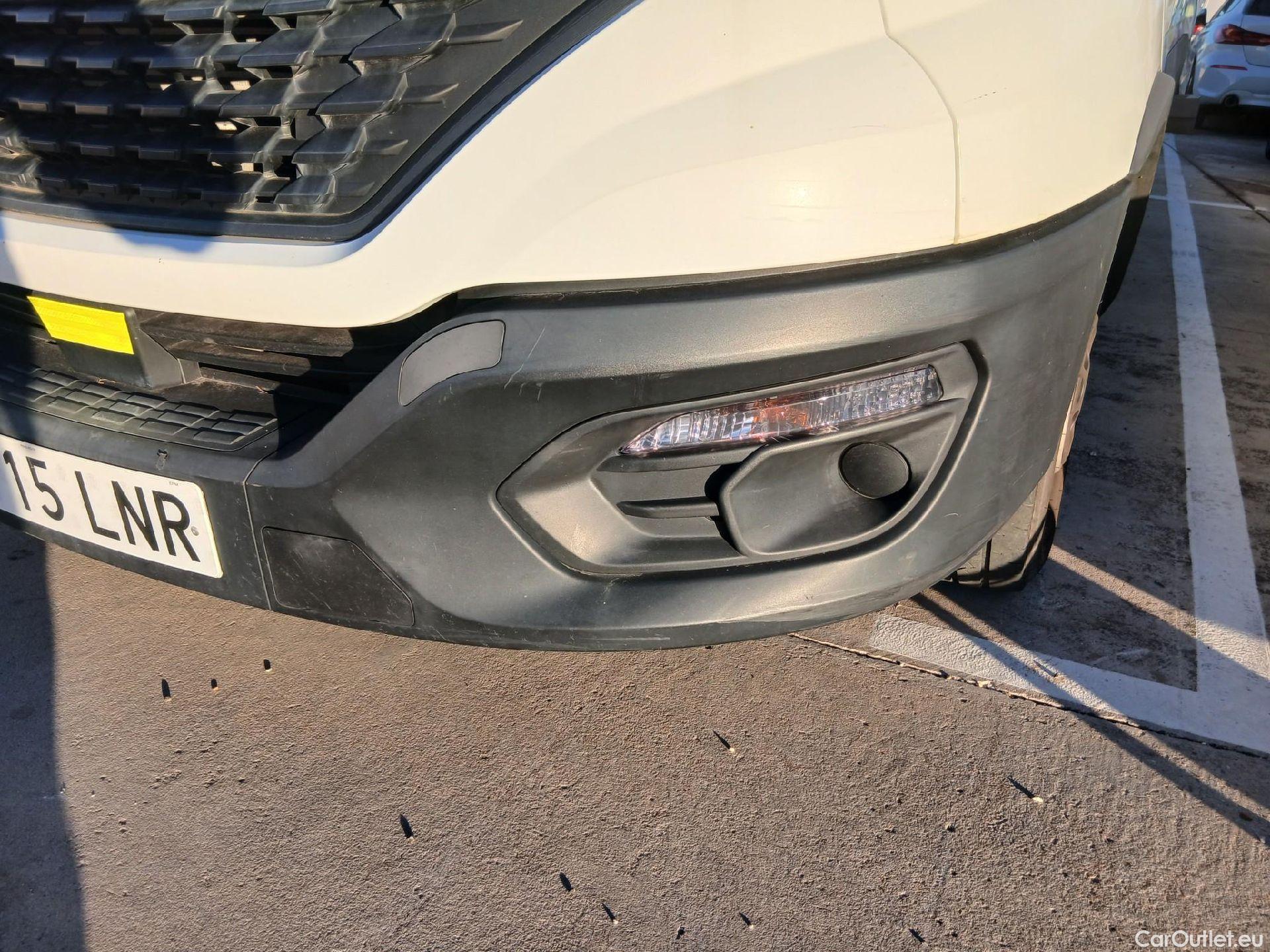  Iveco  Daily IVECO  / 2019 / 4P / combi 35S 14H V 4100/H2 16H M3  #12