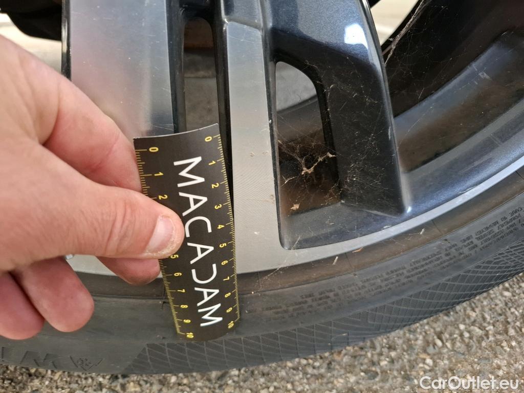  Peugeot  3008  GT Line 1.5 HDi 130CV BVA8 E6dT #18