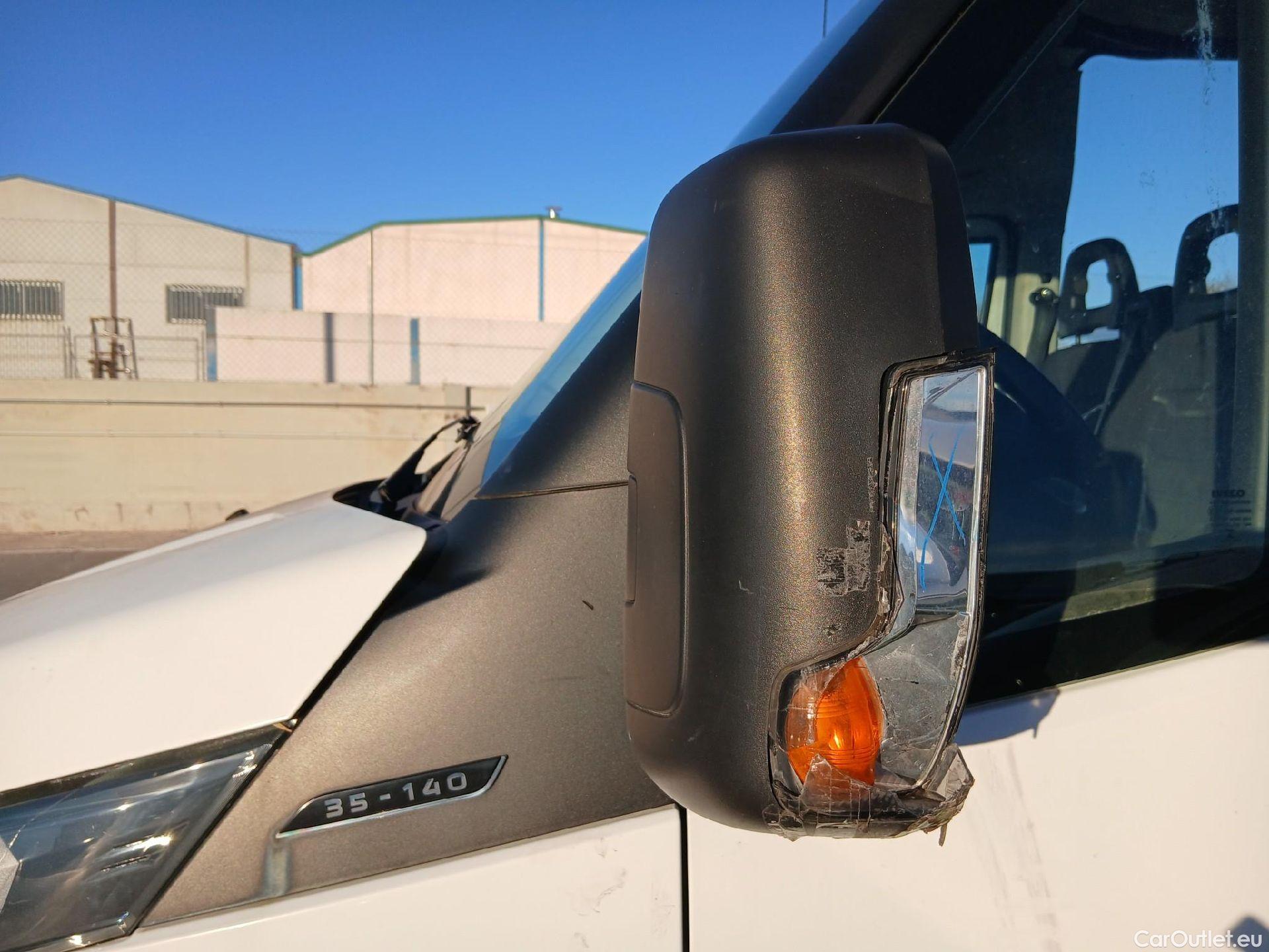  Iveco  Daily IVECO  / 2019 / 4P / combi 35S 14H V 4100/H2 16H M3  #13