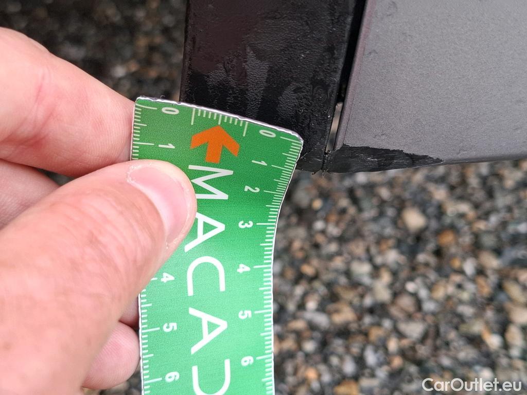  Hyundai   Ioniq HYUNDAI 6 / 2022 / 4P / Berline BEV 77kWh 229ch Executive #18