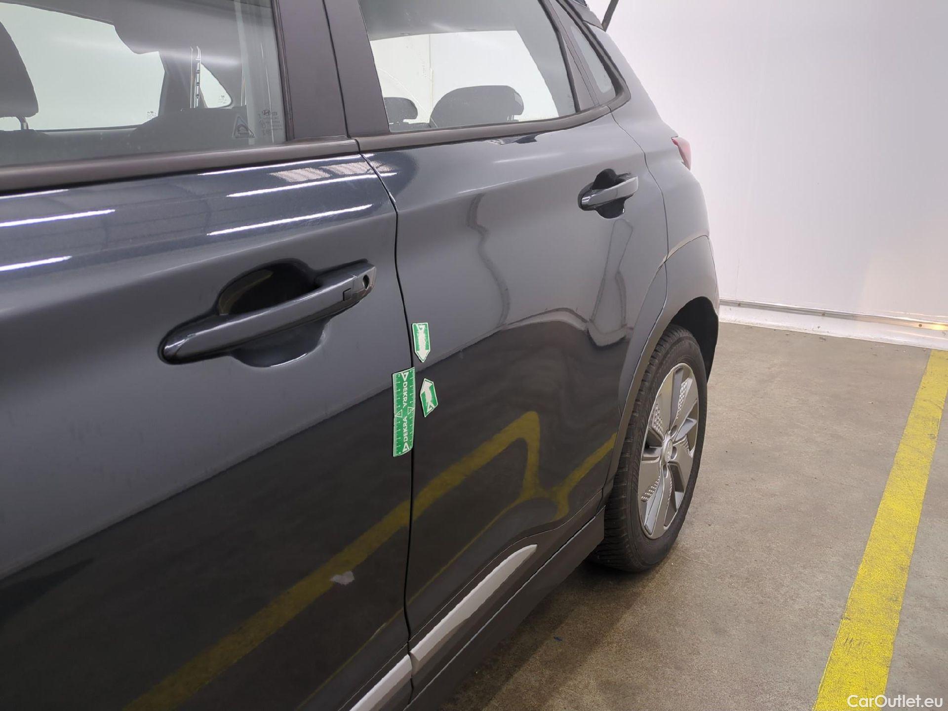  Hyundai  Konna HYUNDAI Kona / 2017 / 5P / SUV ELECTRIQUE 64 kWh 204 ch Intuitive #4