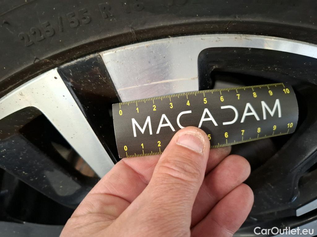  Peugeot  3008  GT Line 1.5 HDi 130CV BVA8 E6dT #17