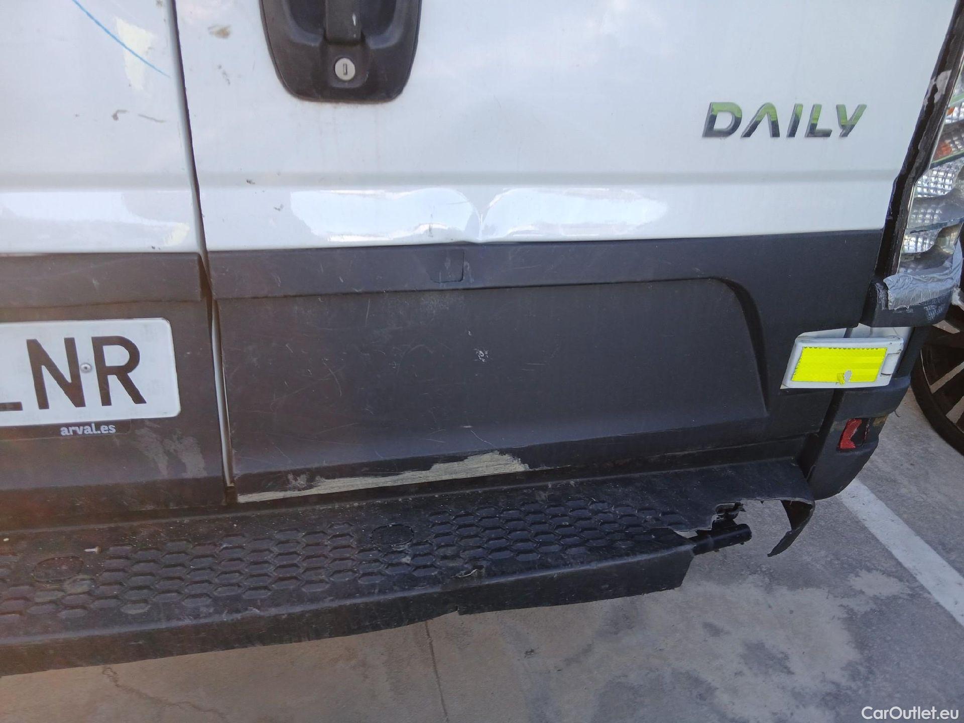  Iveco  Daily IVECO  / 2019 / 4P / combi 35S 14H V 4100/H2 16H M3  #36