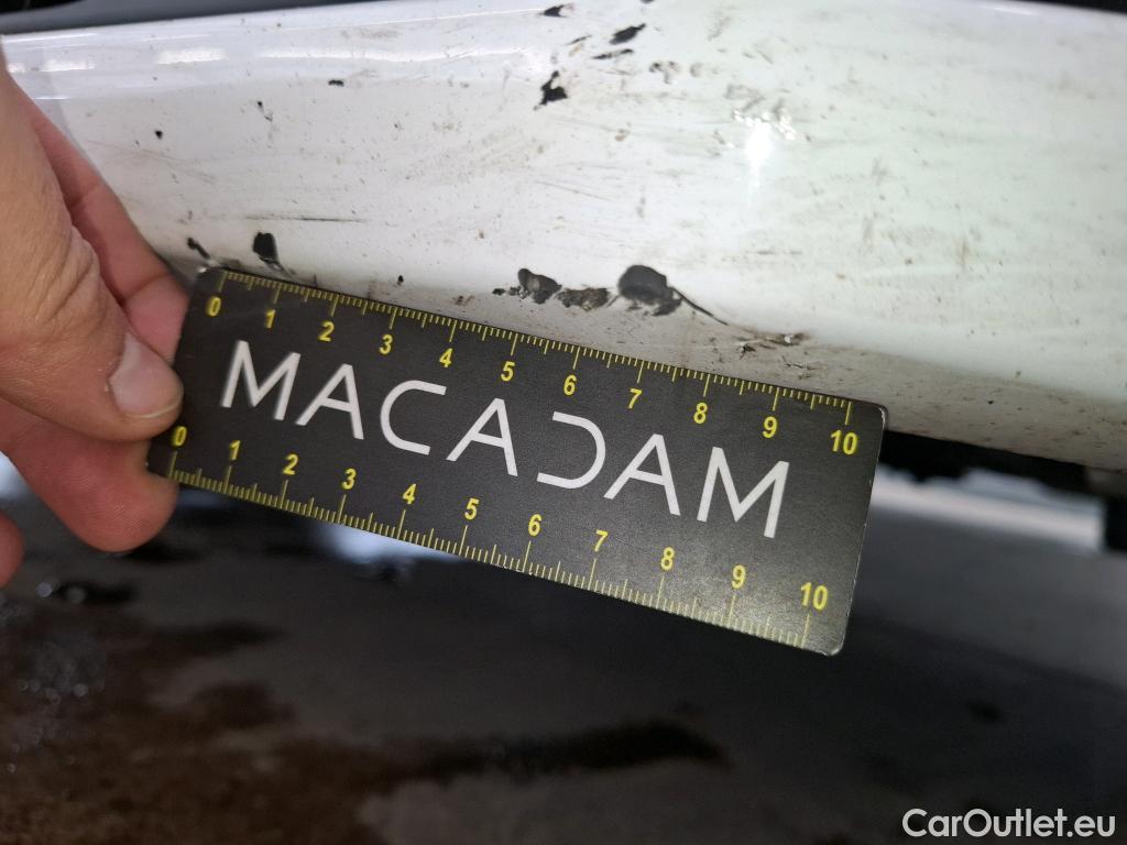  Peugeot  208  Affaire Premium 1.6 HDi 75CV BVM5 E6 #7