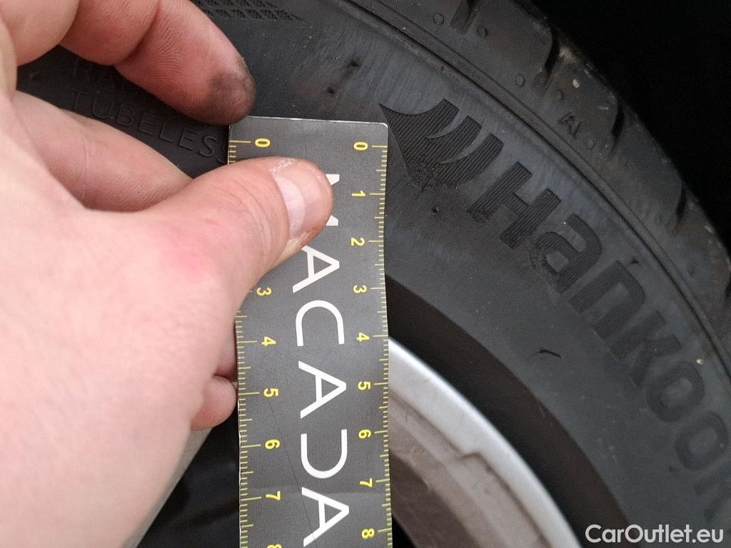  Audi  A3  Berline 35 TDI Business Line 2.0 TDI 150CV BVA7 E6d #11