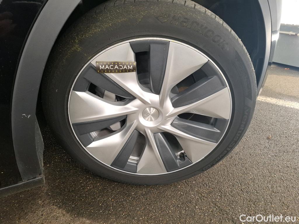  Tesla  Model Y TESLA  / 2021 / 5P / SUV RWD #18