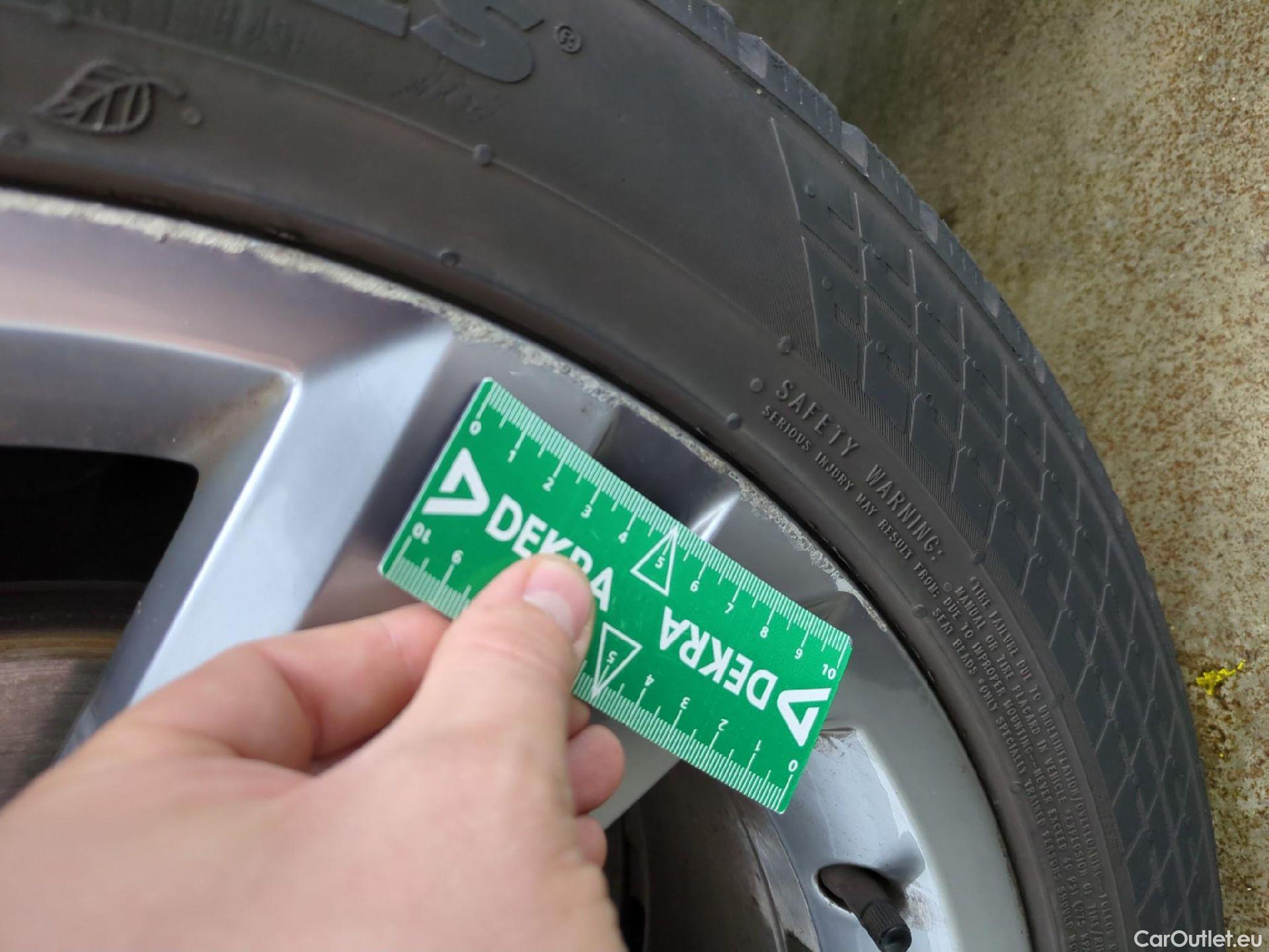  Volkswagen  Tiguan VOLKSWAGEN  / 2020 / 5P / SUV 1.4 eHybrid 245 DSG6 R-Line #20