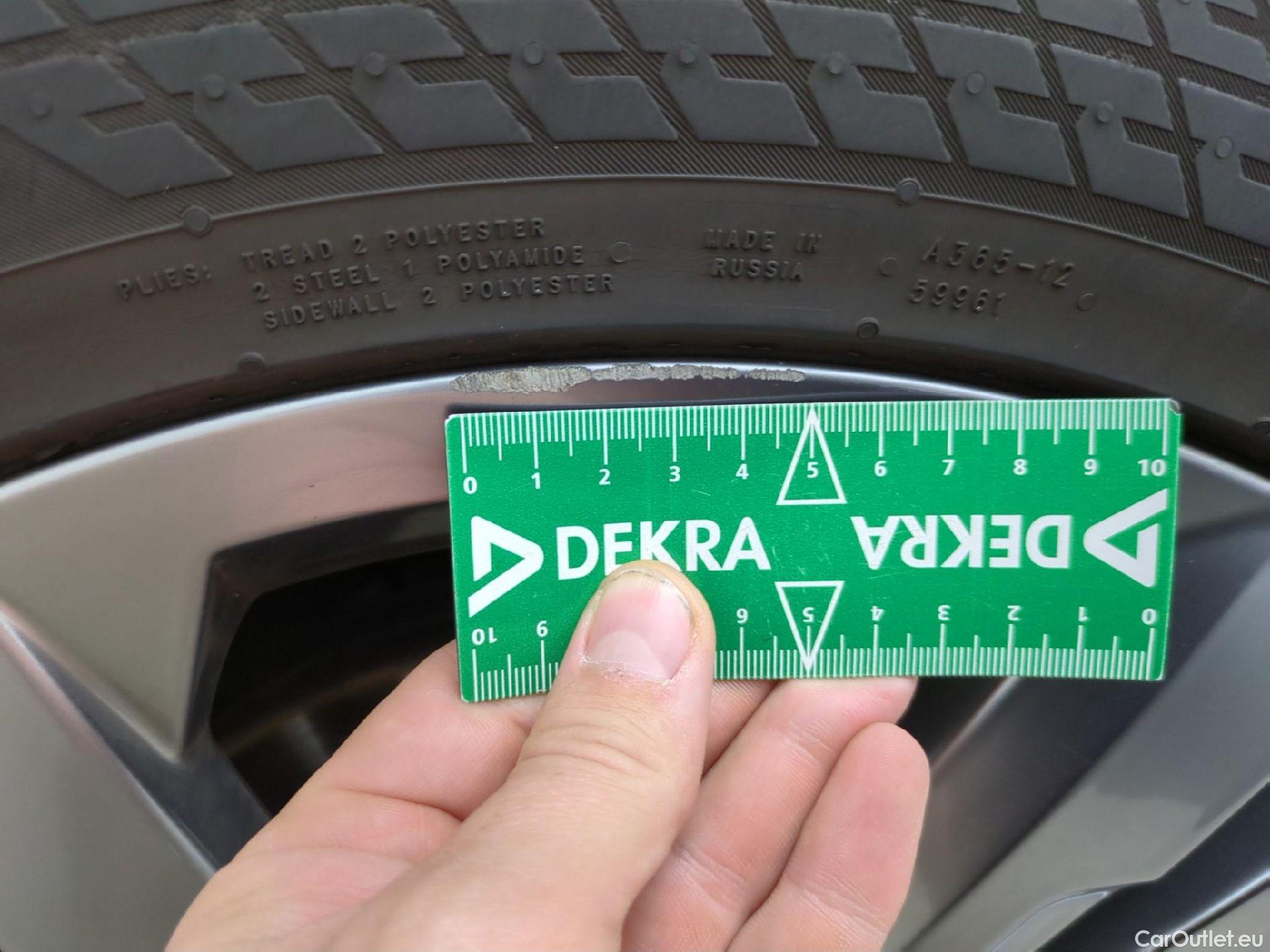  Volkswagen  Tiguan VOLKSWAGEN  / 2020 / 5P / SUV 1.4 eHybrid 245 DSG6 R-Line #19