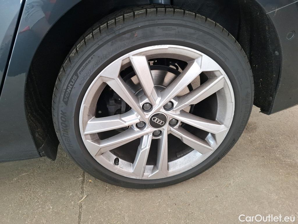  Audi  A3  Berline 35 TDI Business Line 2.0 TDI 150CV BVA7 E6d #19