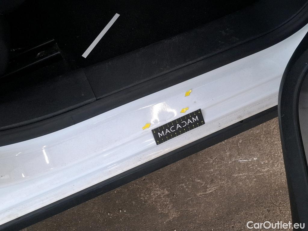  Citroen  C3  Shine 1.2 PureTech 80CV BVM5 E6 #17