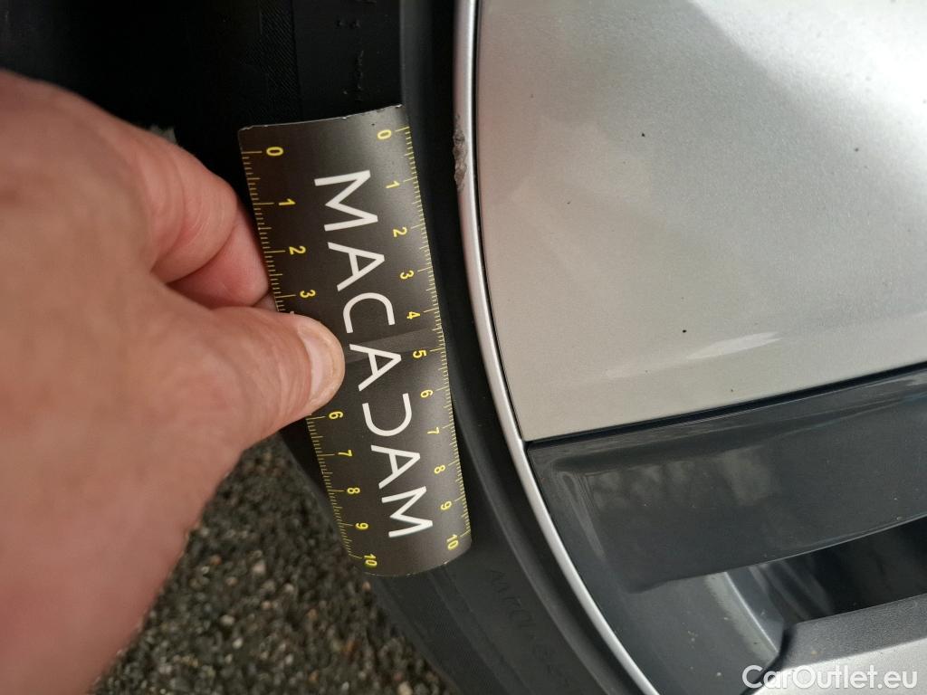  Tesla  Model Y TESLA  / 2021 / 5P / SUV RWD #5