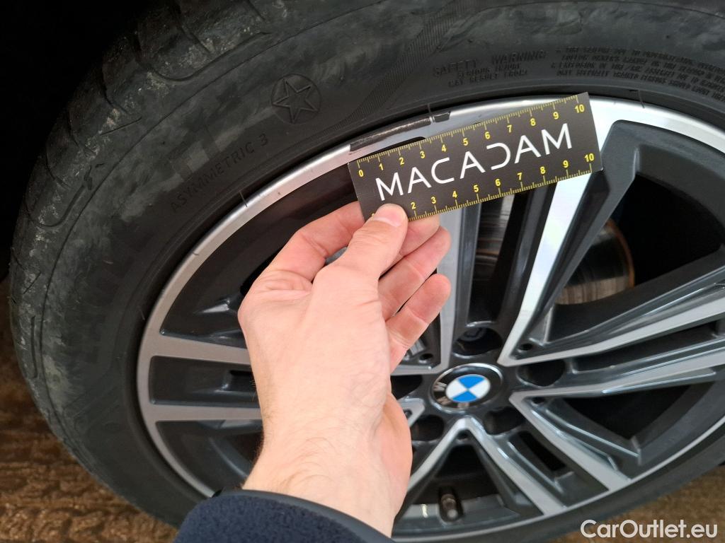  Bmw  Serie 1 BMW Série 1 / 2019 / 5P / Berline 116i Business Design #8