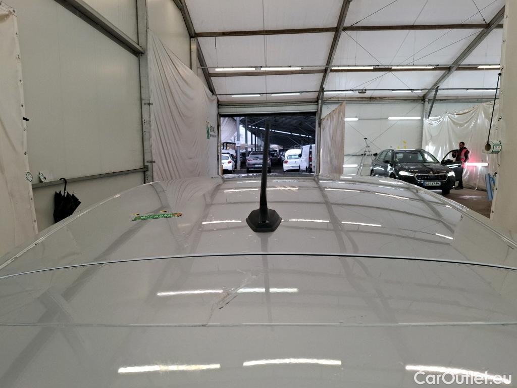  Renault  Clio  V Business 1.6 E-TECH Hybrid 140CV BVA6 E6d #22