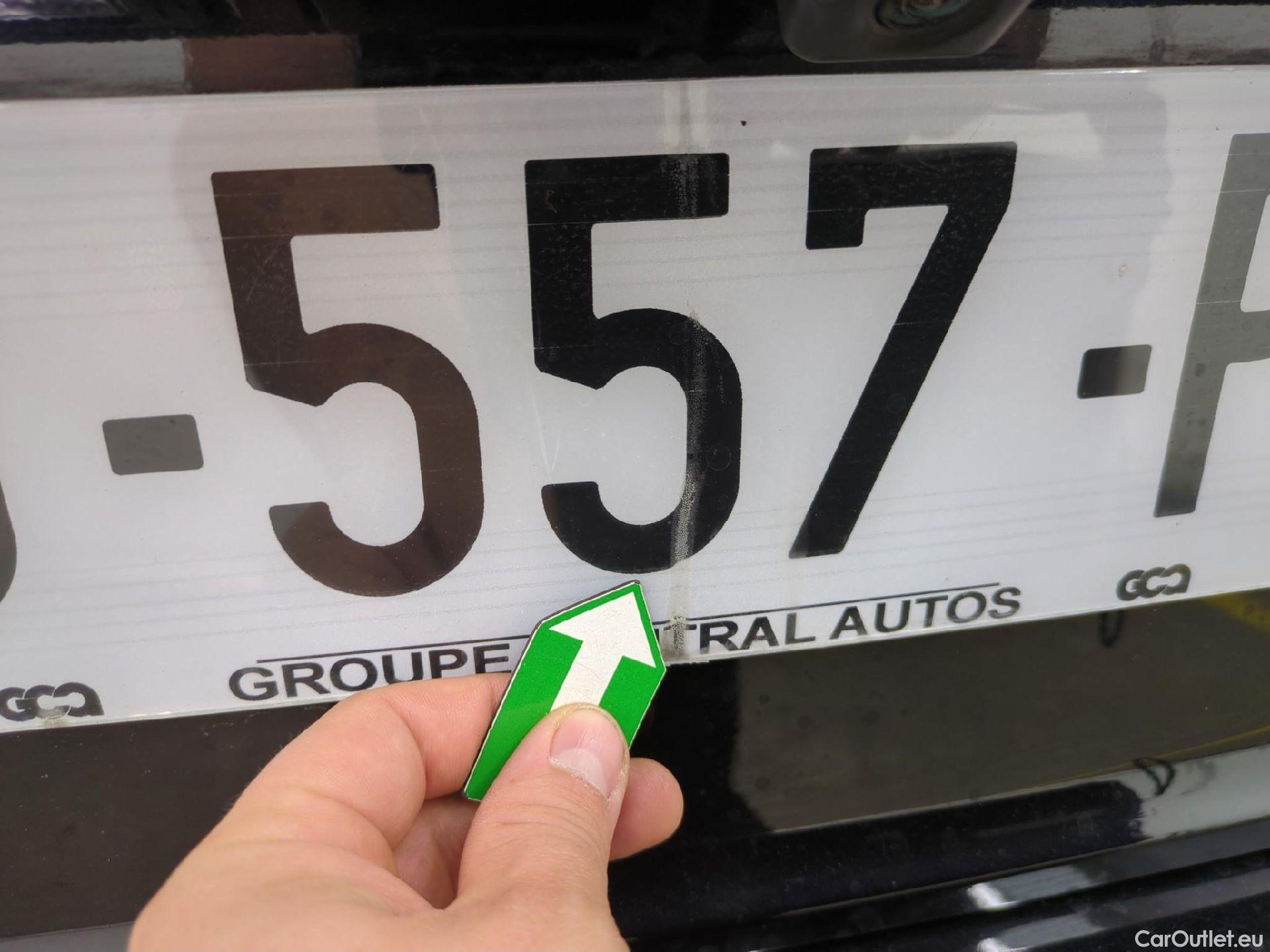  Volkswagen  Tiguan VOLKSWAGEN  / 2020 / 5P / SUV 1.4 eHybrid 245 DSG6 R-Line #1