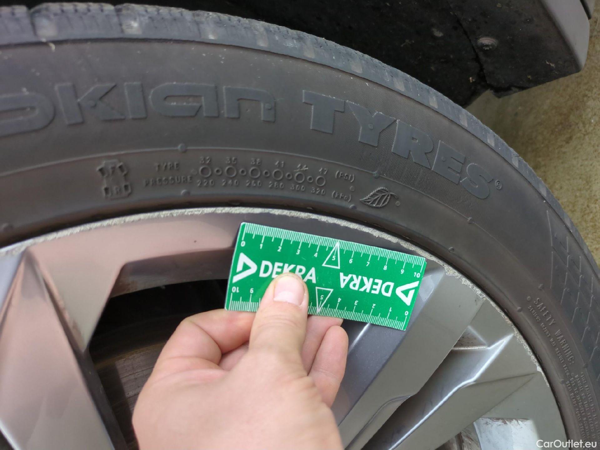  Volkswagen  Tiguan VOLKSWAGEN  / 2020 / 5P / SUV 1.4 eHybrid 245 DSG6 R-Line #21