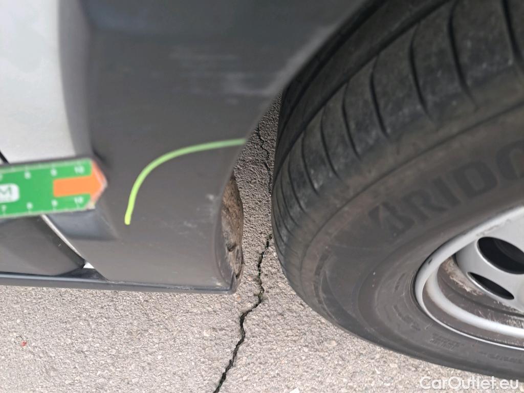  Peugeot  Partner PEUGEOT Rifter / 2024 / 4P / combi Active Business Standard BlueHDi 100 (AC) #43