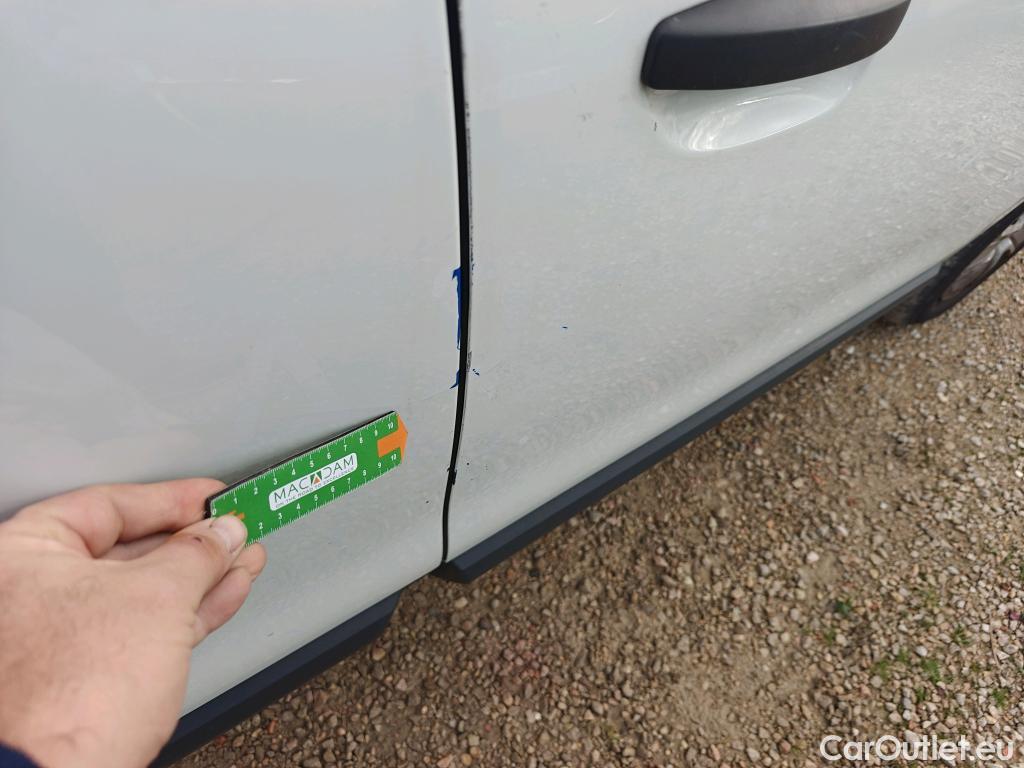  Dacia  Lodgy DACIA  / 2012 / 5P / monovolumen compacto Comfort Blue dCi 70kW (95CV) 7Pl - 18 #20