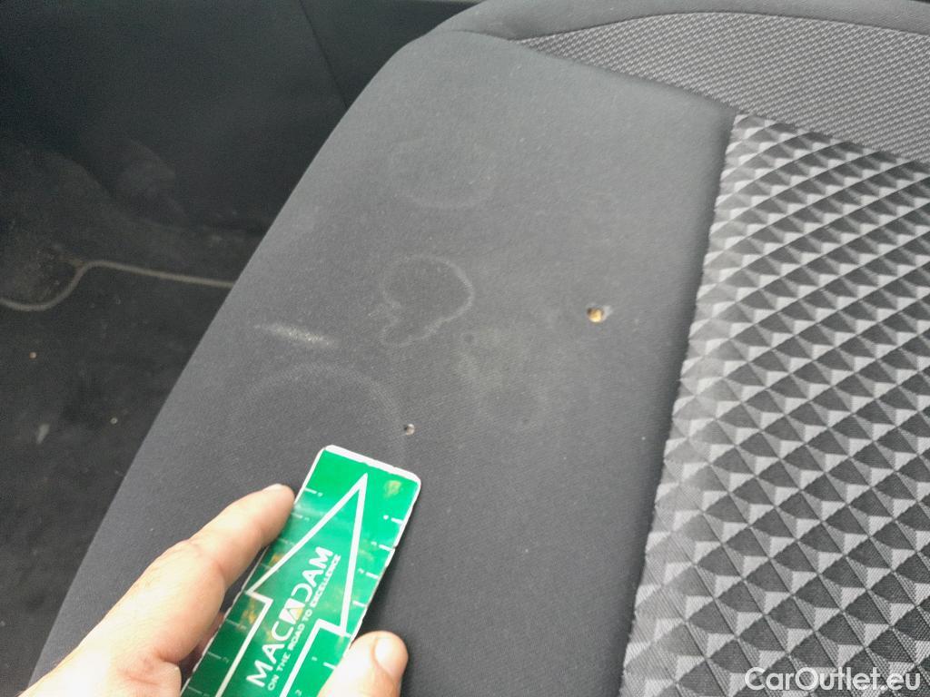  Nissan  Micra NISSAN  / 2017 / 5P / berlina con portón IG-T 74 kW (100 CV) E6D Visia+ #11