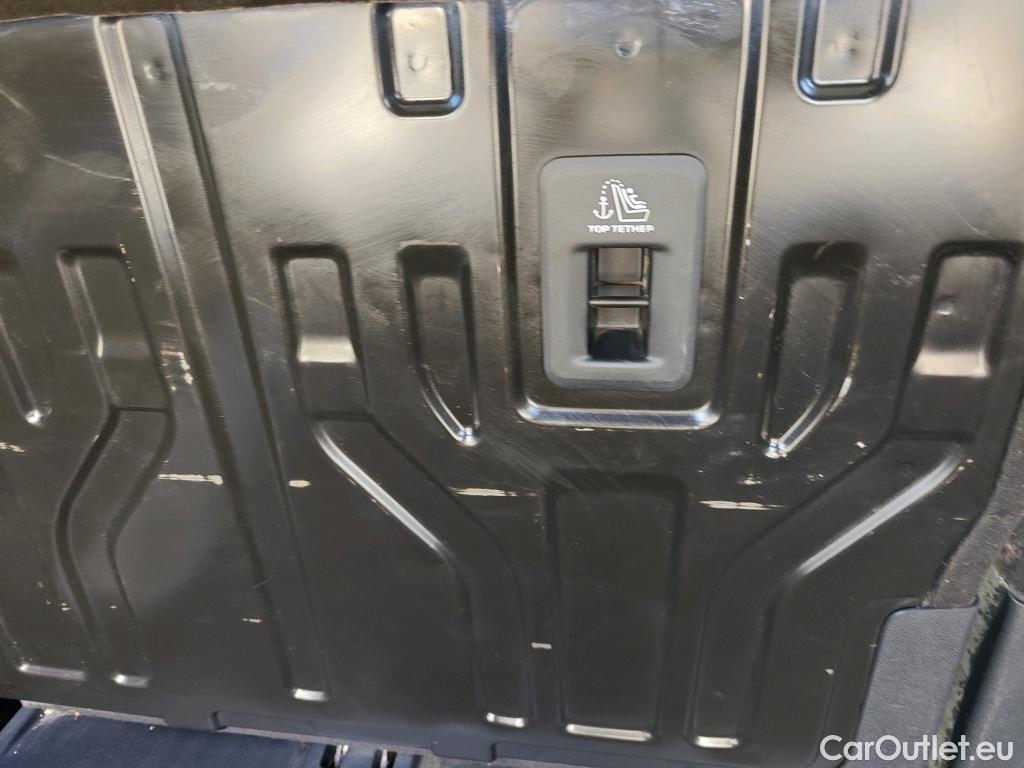  Opel  Combo OPEL  Life / 2018 / 5P / combi 1.5 TD 75kW (100CV) S/S Edition L (IND) #83