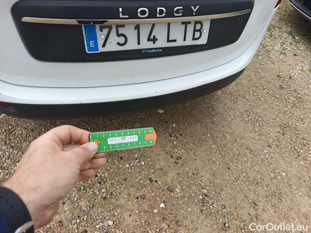  Dacia  Lodgy DACIA  / 2012 / 5P / monovolumen compacto Comfort Blue dCi 70kW (95CV) 7Pl - 18 #32