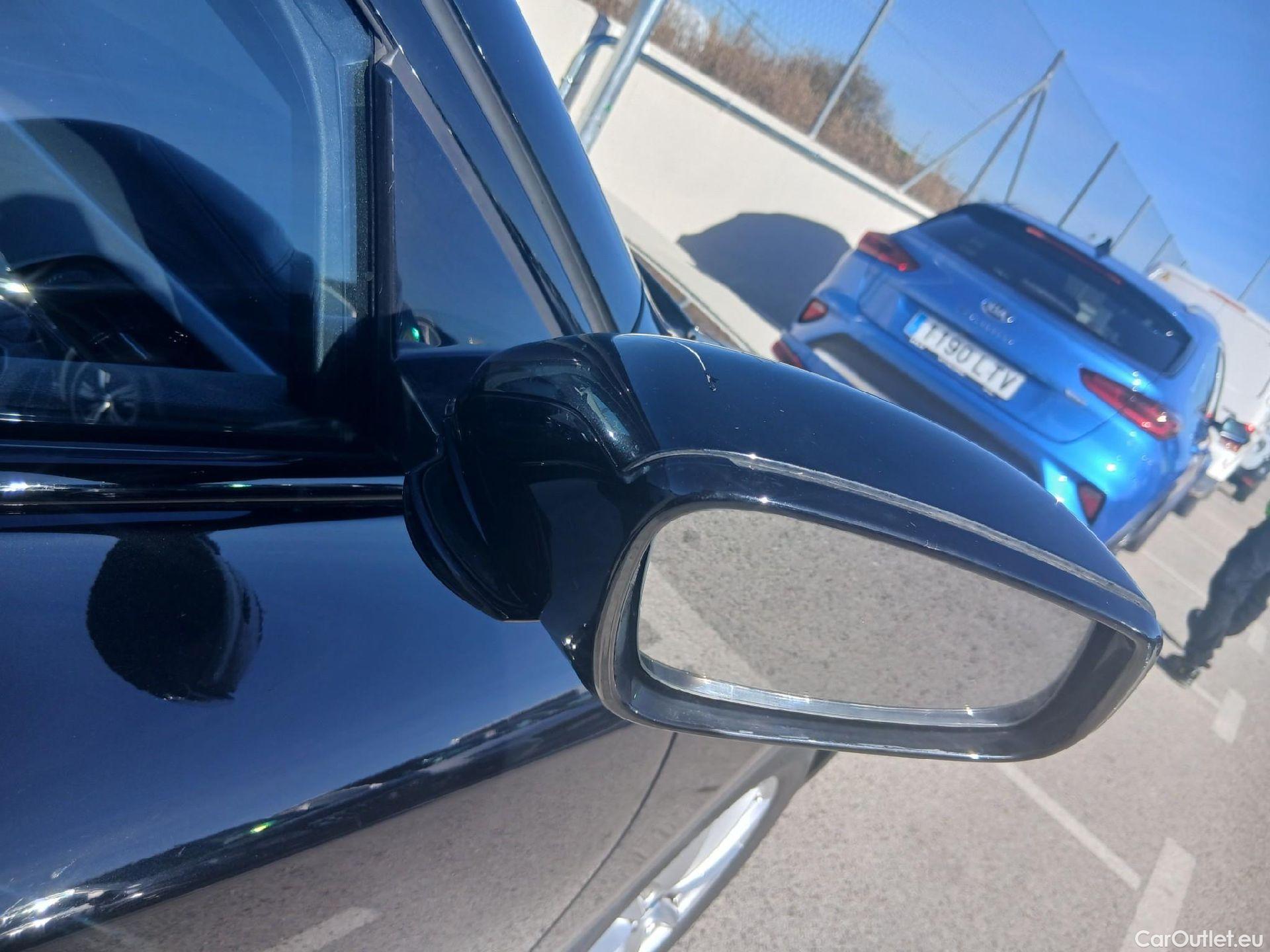  Bmw  X2 BMW  / 2017 / 5P / todoterreno sDrive18d #17