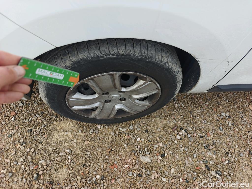  Dacia  Lodgy DACIA  / 2012 / 5P / monovolumen compacto Comfort Blue dCi 70kW (95CV) 7Pl - 18 #49