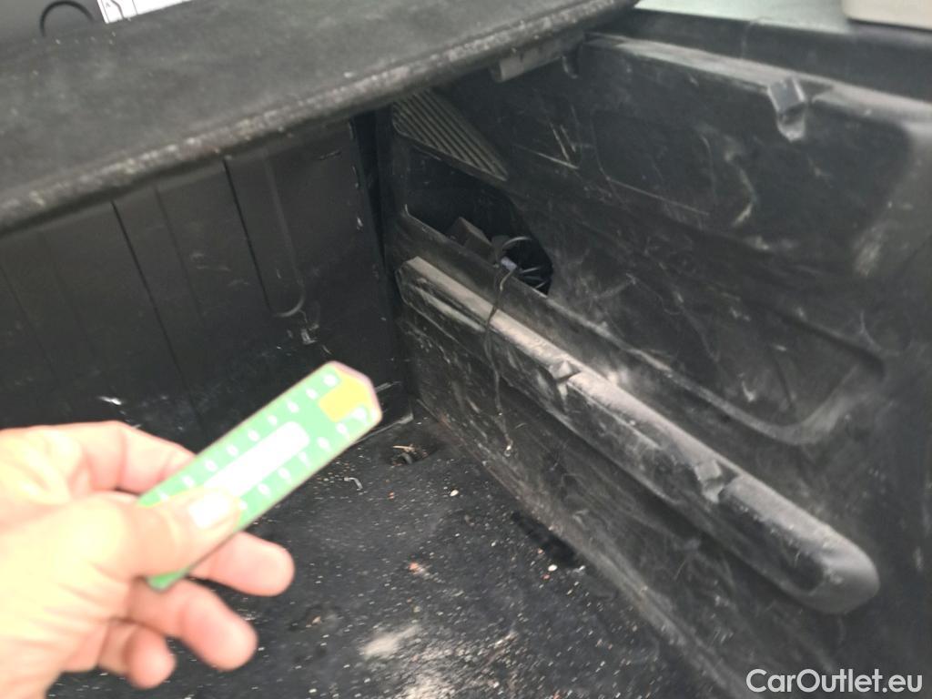  Peugeot  Partner PEUGEOT Rifter / 2024 / 4P / combi Active Business Standard BlueHDi 100 (AC) #18