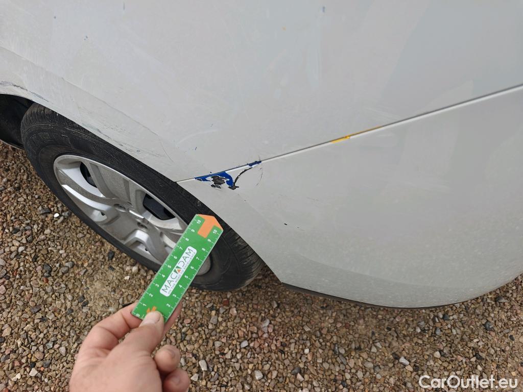  Dacia  Lodgy DACIA  / 2012 / 5P / monovolumen compacto Comfort Blue dCi 70kW (95CV) 7Pl - 18 #37