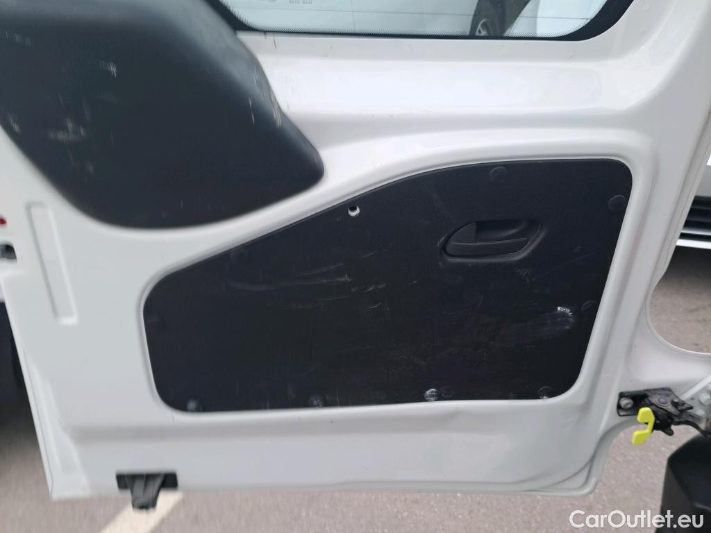  Peugeot  Partner PEUGEOT Rifter / 2024 / 4P / combi Active Business Standard BlueHDi 100 (AC) #22