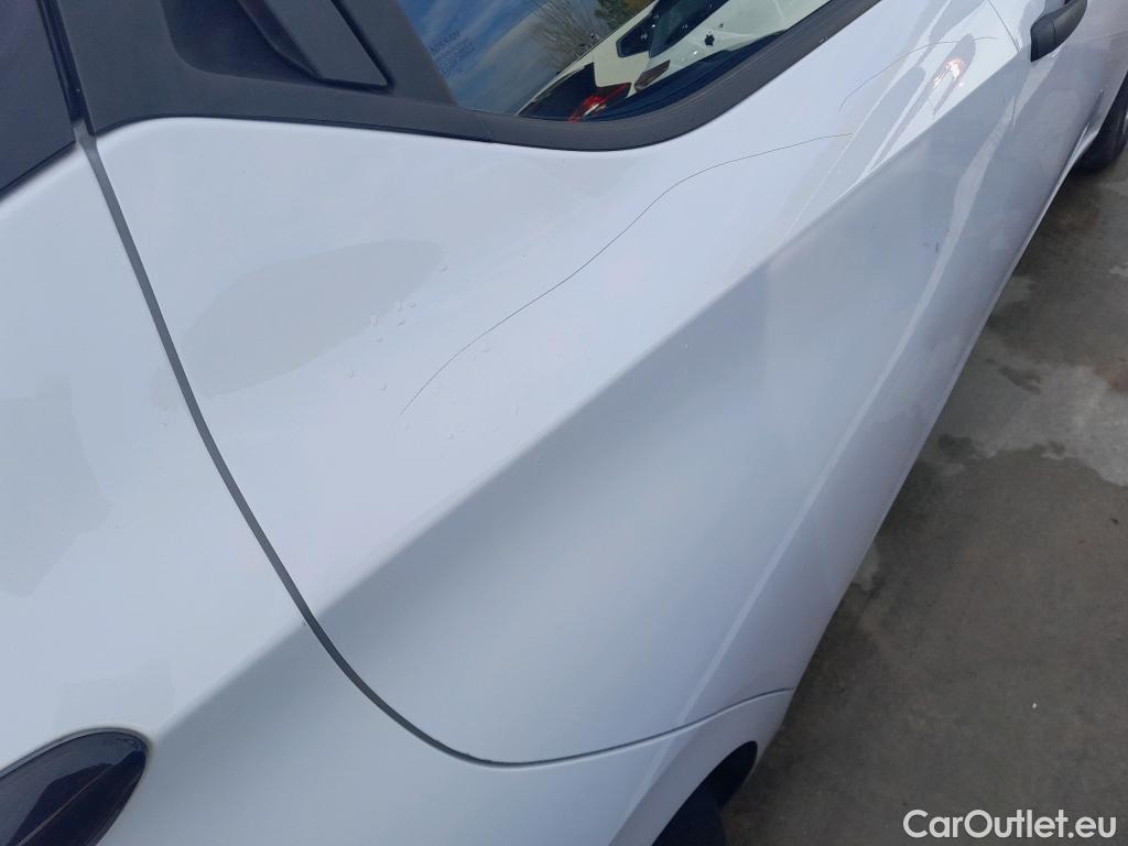  Nissan  Micra NISSAN  / 2017 / 5P / berlina con portón IG-T 74 kW (100 CV) E6D Visia+ #32