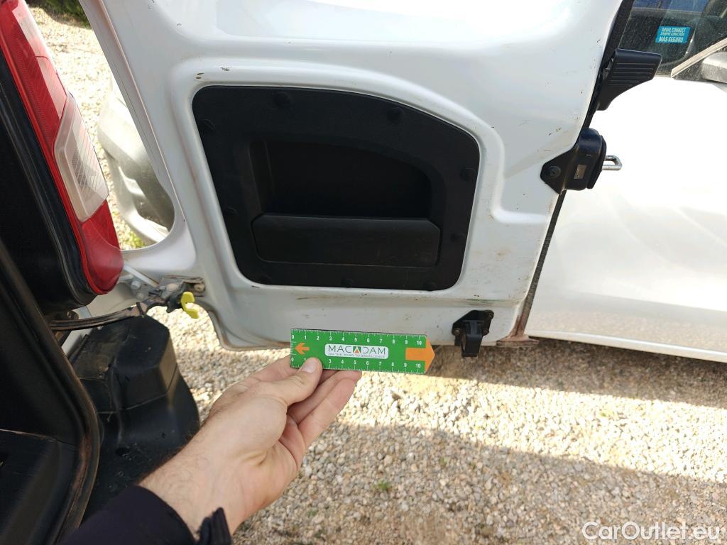  Opel  Combo OPEL  Life / 2018 / 5P / combi 1.5 TD 75kW (100CV) S/S Edition L (IND) #54