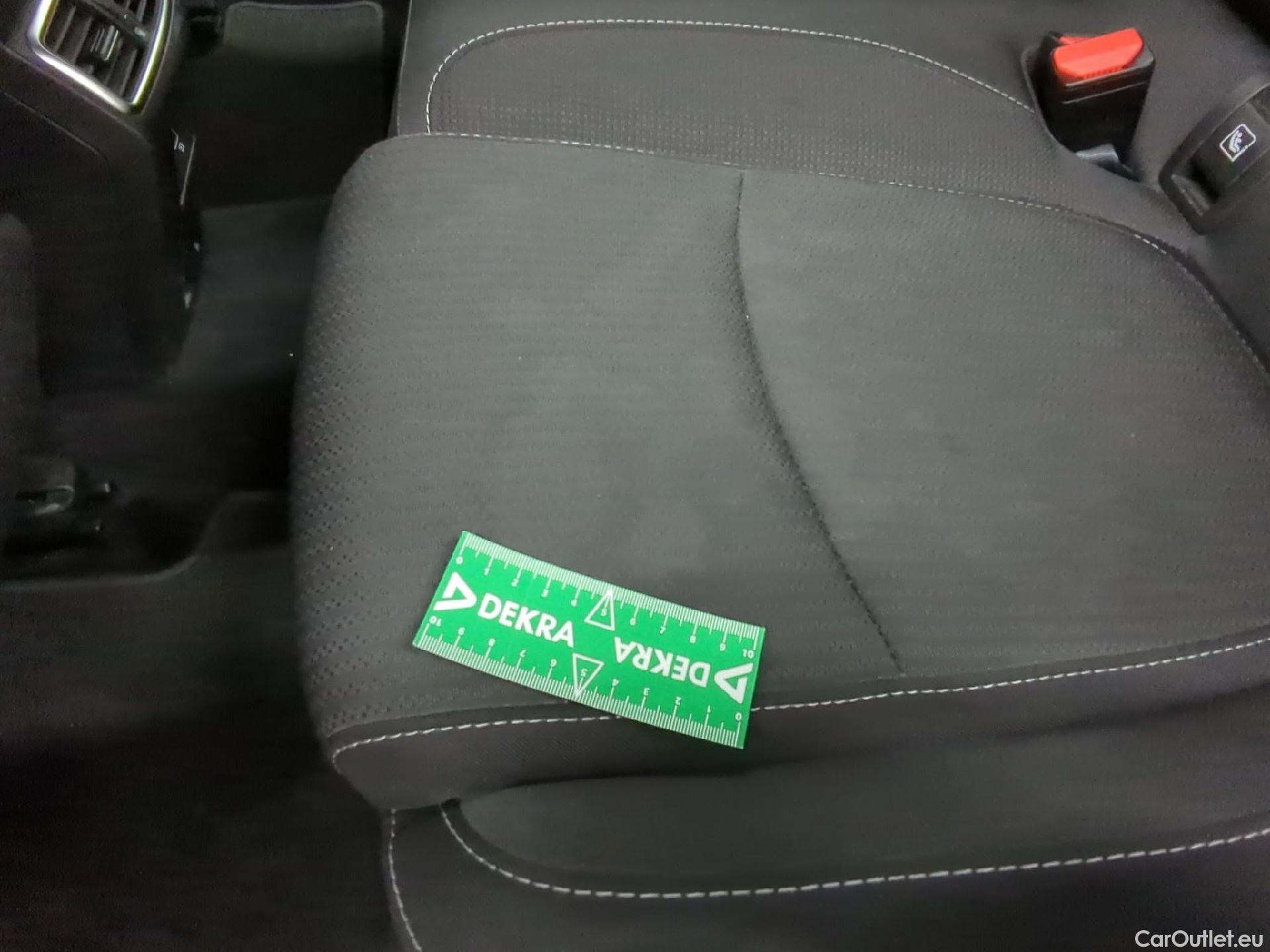  Renault  Megane  IV Berline 5 ptes. Business 1.0 TCe 115CV BVM6 E6d #11