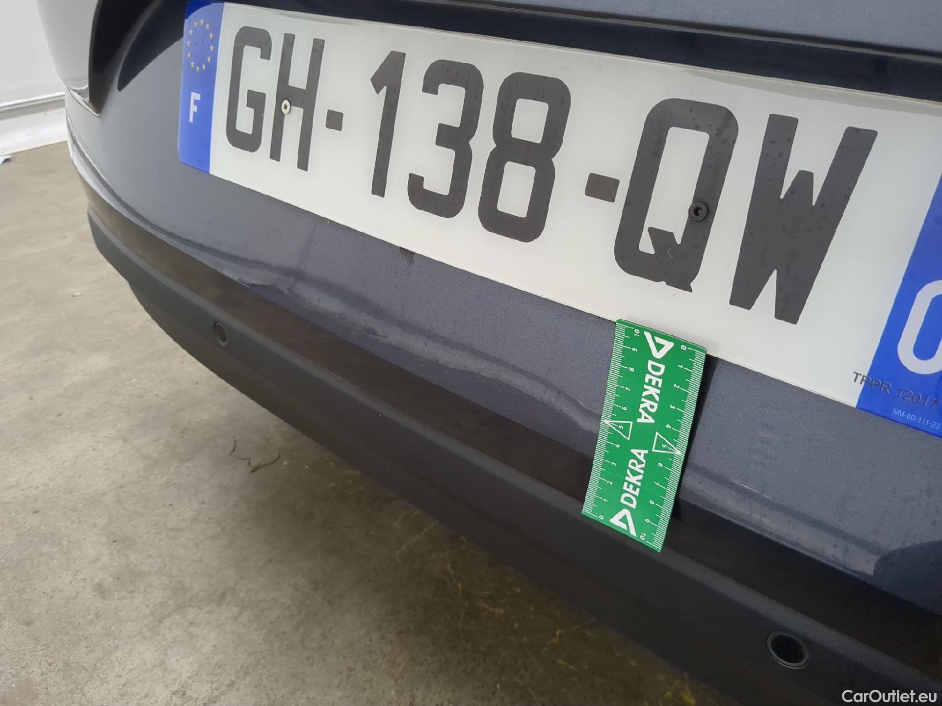  Renault  Megane  IV Berline 5 ptes. Business 1.0 TCe 115CV BVM6 E6d #26