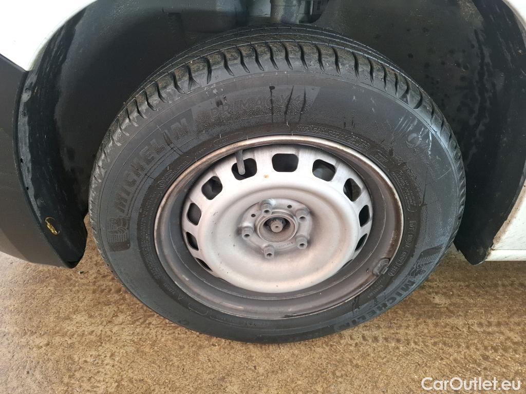  Citroen  Berlingo  Fourgon Club M 650 1.5 BlueHDi 100CV BVM6 E6d #24