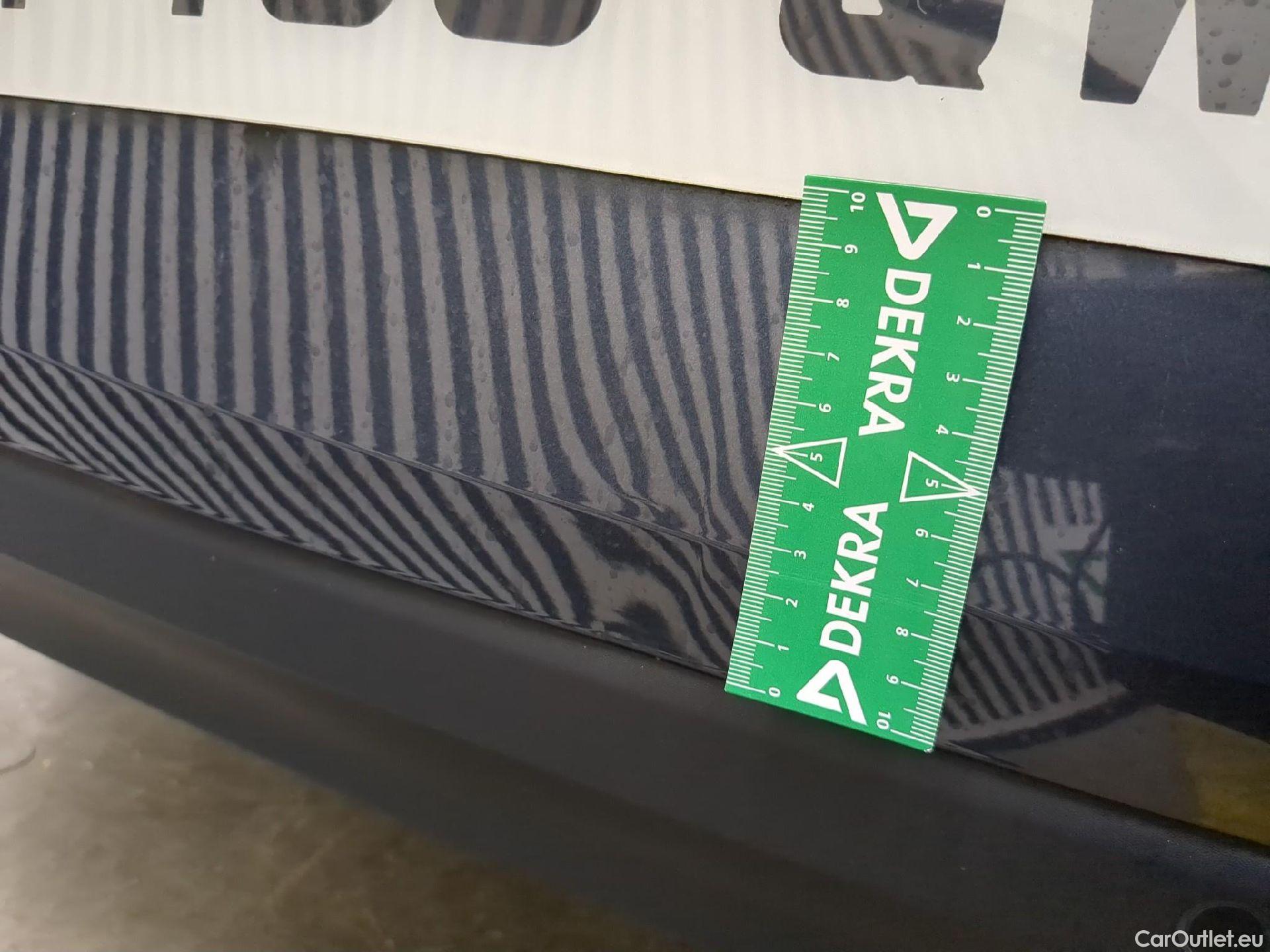  Renault  Megane  IV Berline 5 ptes. Business 1.0 TCe 115CV BVM6 E6d #25