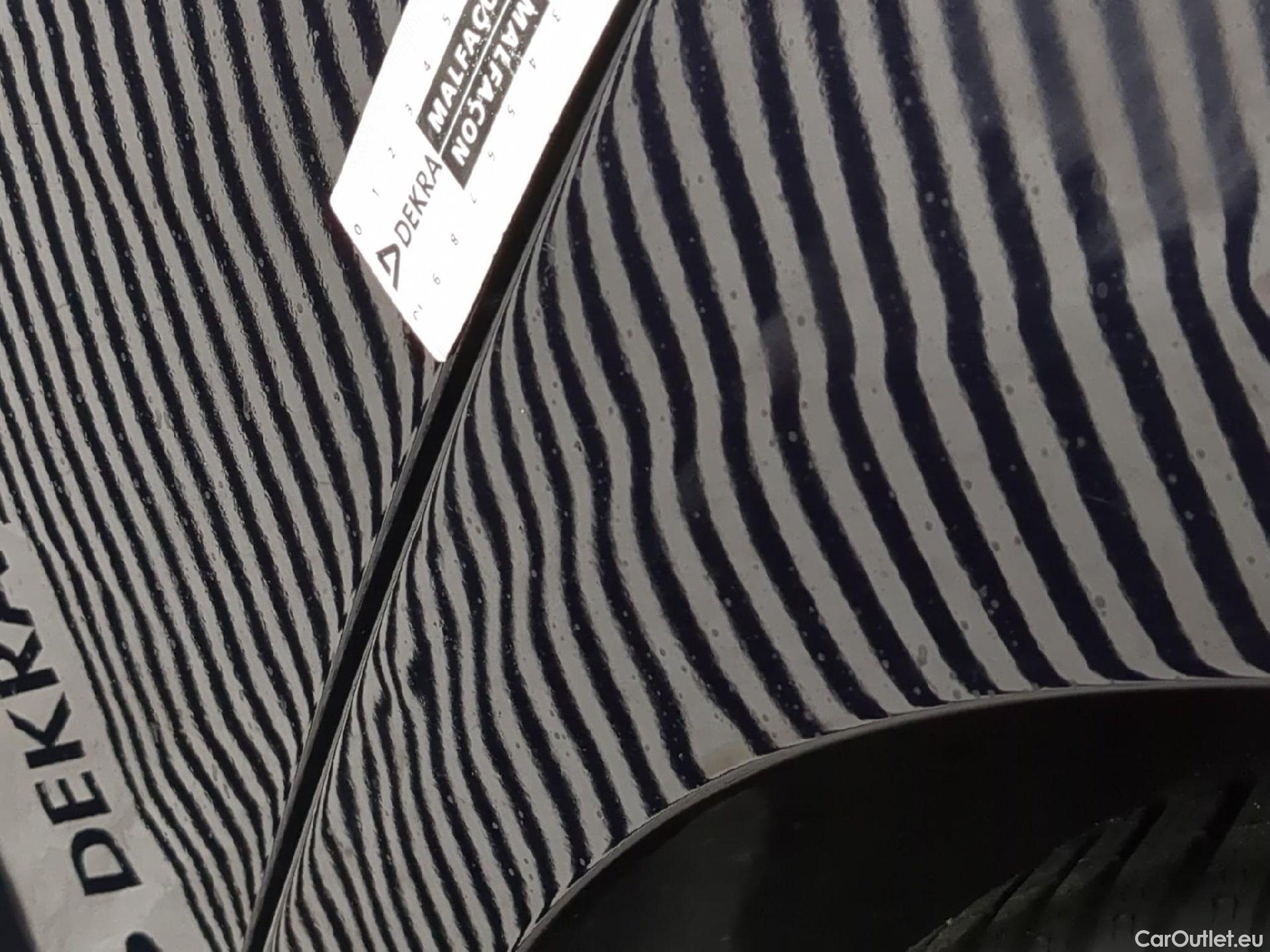  Peugeot  508 PEUGEOT  SW / 2018 / 5P / Break BlueHDi 130 S&S EAT8 Allure Pack #25