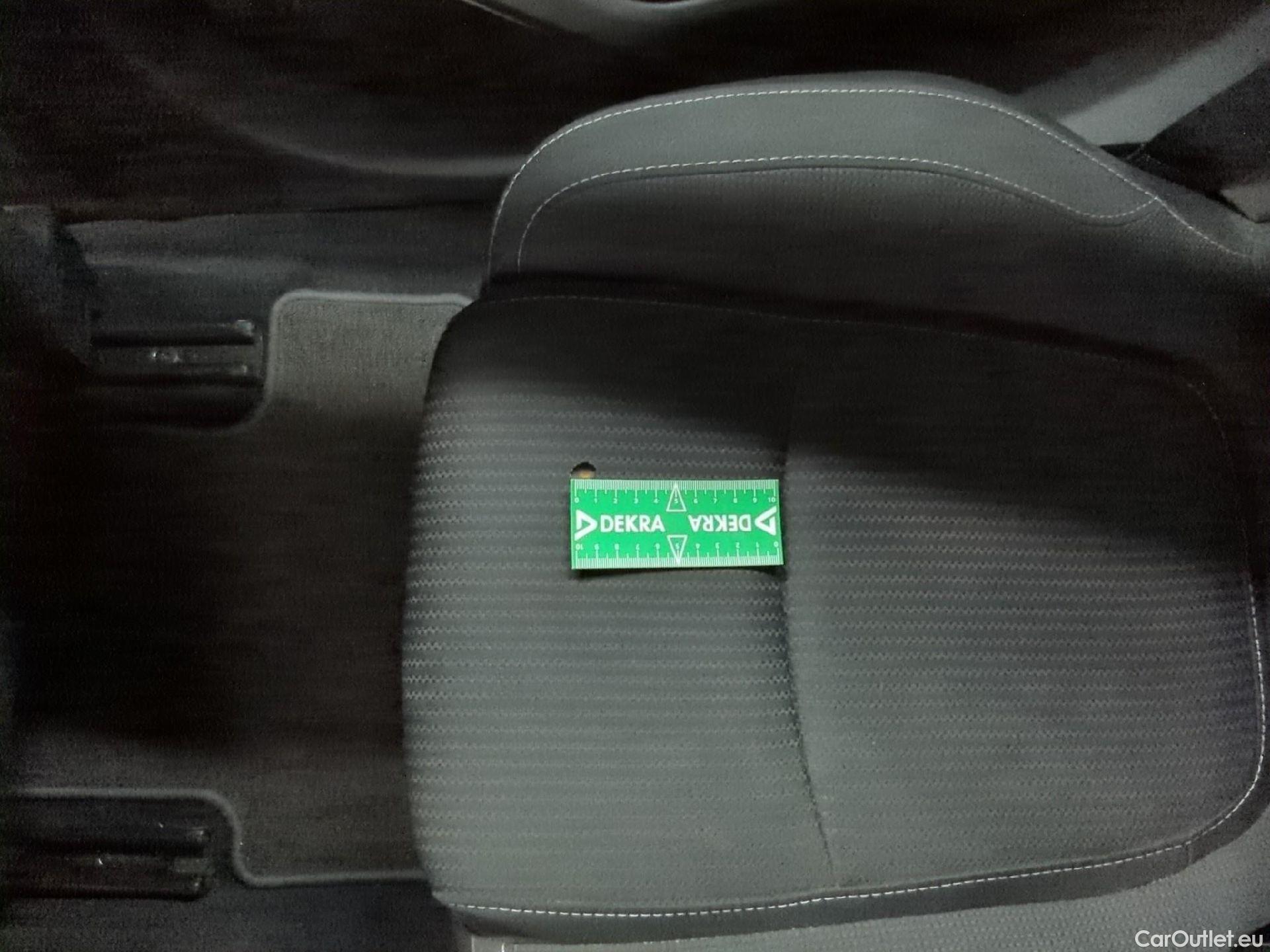  Renault  Megane  IV Berline 5 ptes. Business 1.0 TCe 115CV BVM6 E6d #6