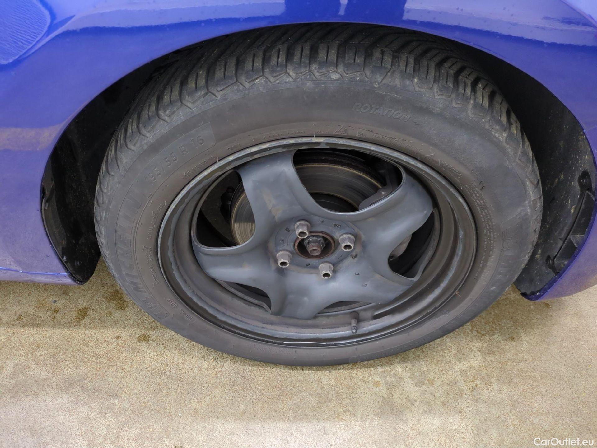  Renault  Clio  V Business 1.0 SCe 65CV BVM5 E6d #3