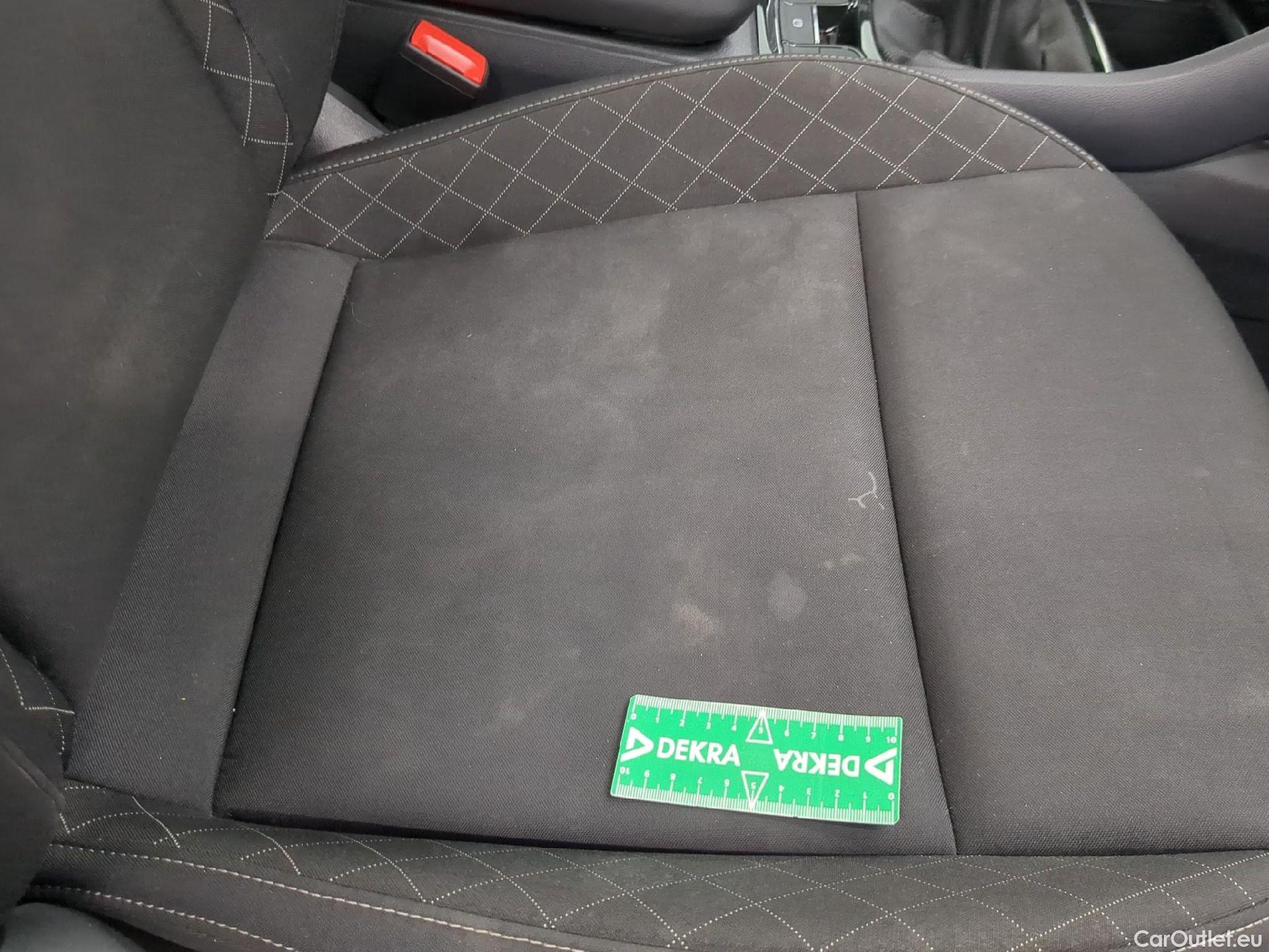  Skoda  Karoq SKODA  / 2017 / 5P / SUV 1.5 TSI ACT 150ch Ambition #1