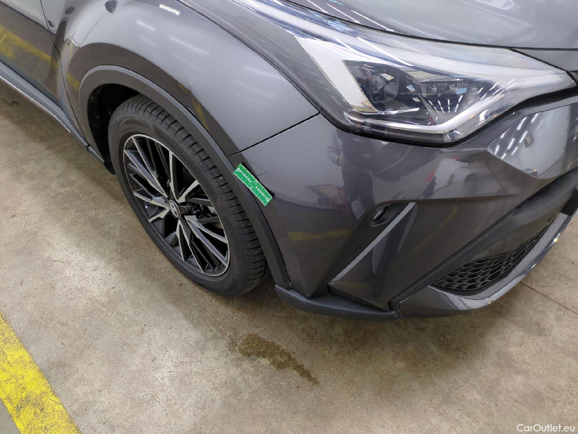  Toyota  C-HR TOYOTA  / 2016 / 5P / SUV 2.0 HYBRIDE 184 DISTINCTIVE #34