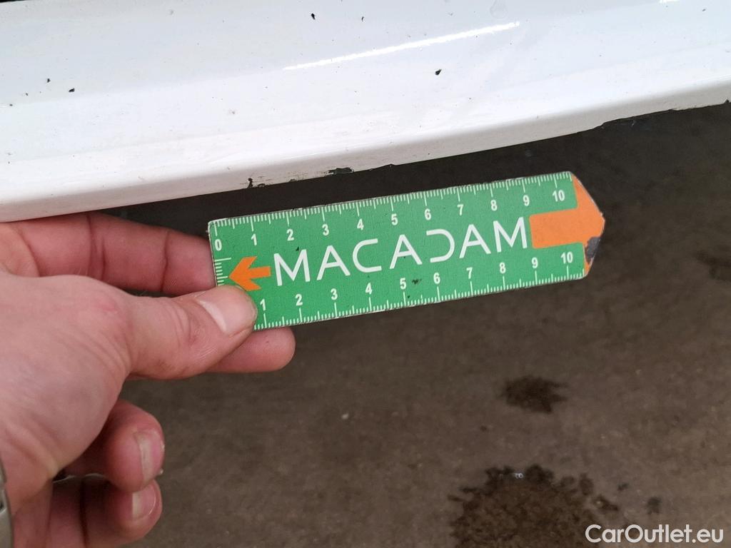  Toyota  Corolla TOYOTA  / 2018 / 5P / Berline Hybride 122h Dynamic Business Stage Acad #25