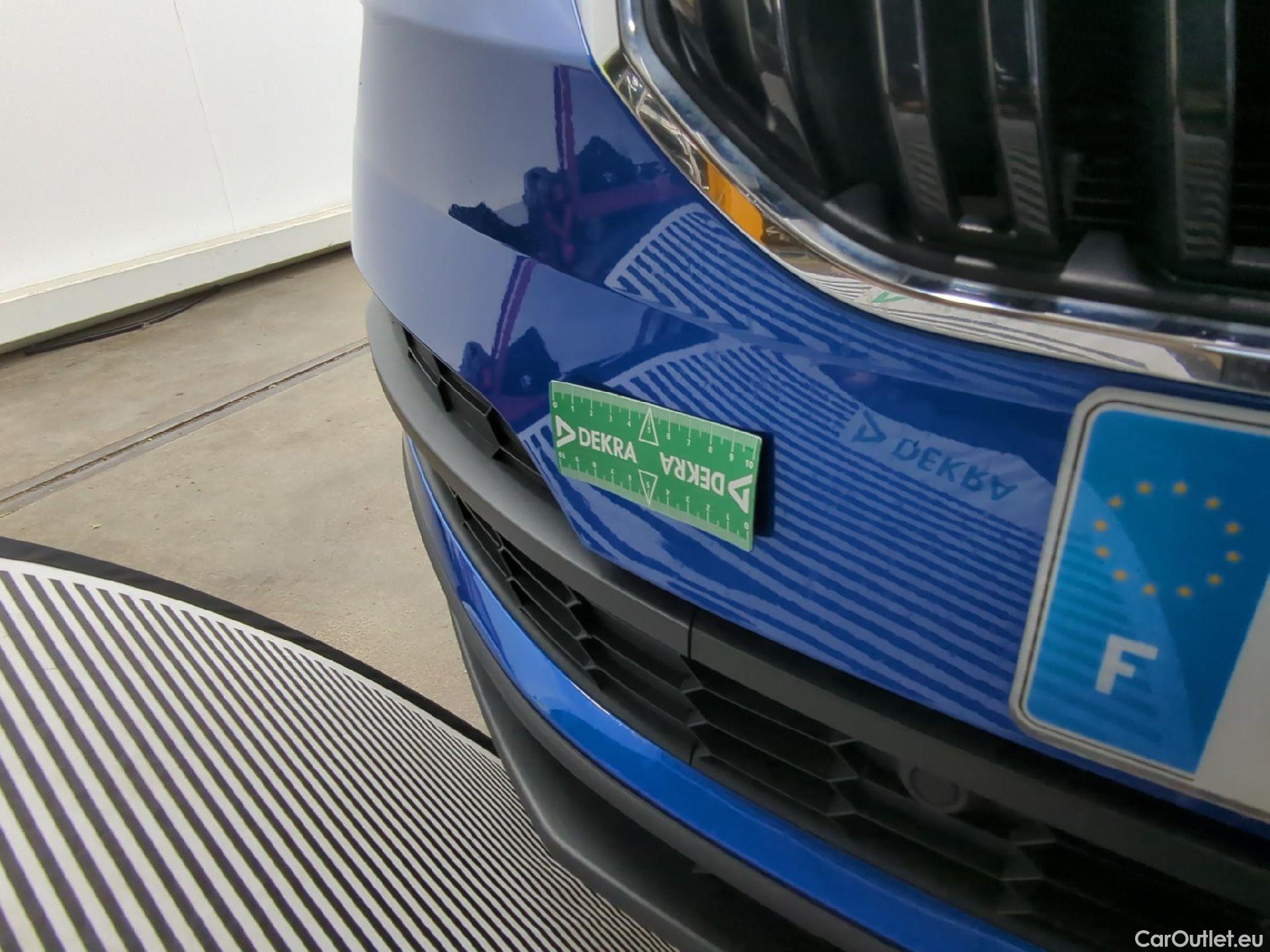  Skoda  Karoq SKODA  / 2017 / 5P / SUV 1.5 TSI ACT 150ch Ambition #12